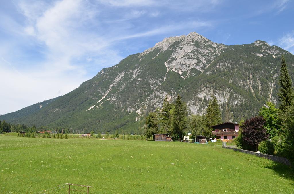 Laerchenhof Hotel Лойташ Екстериор снимка